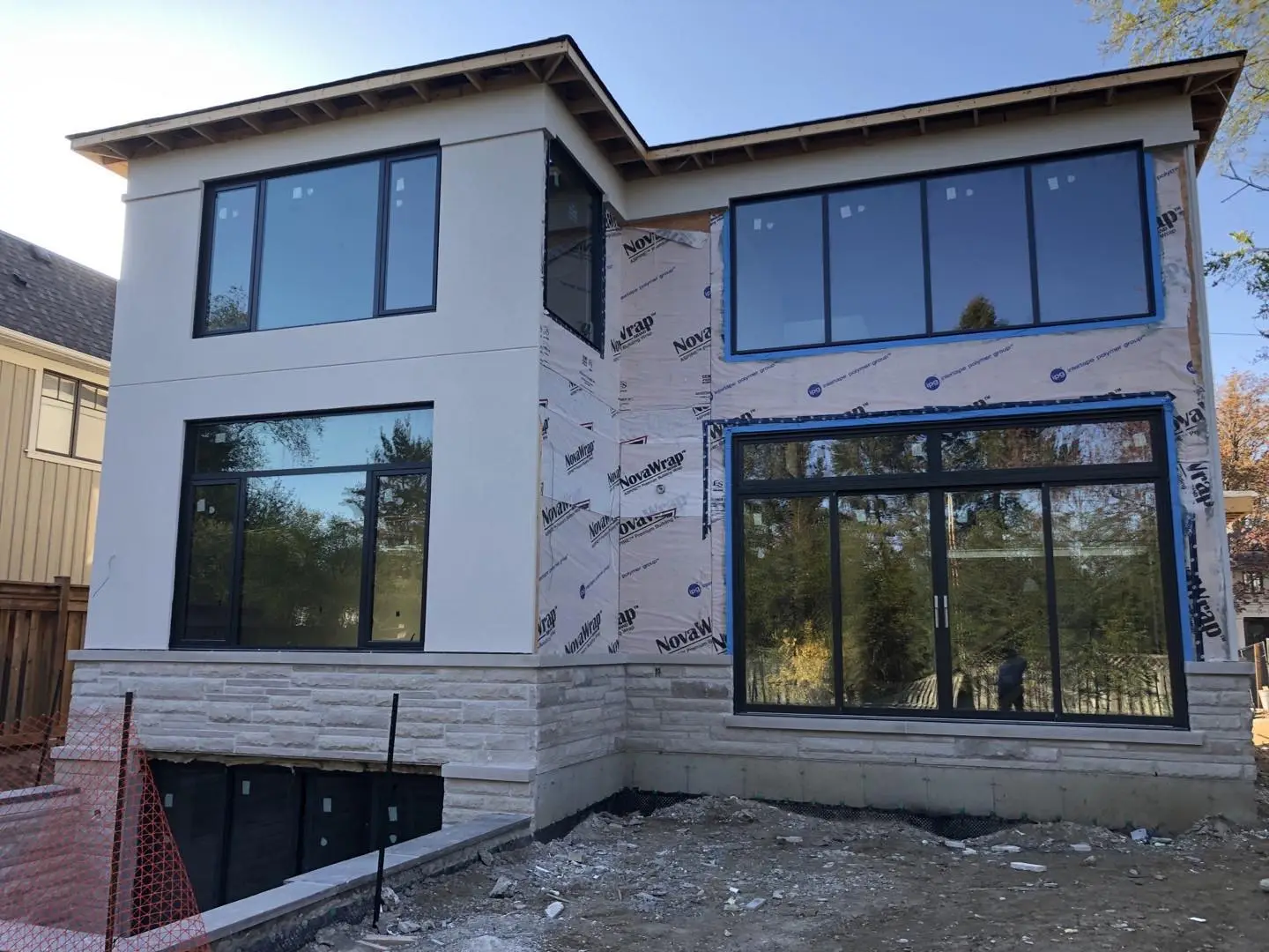 Exterior Acrylic Stucco in Oakville